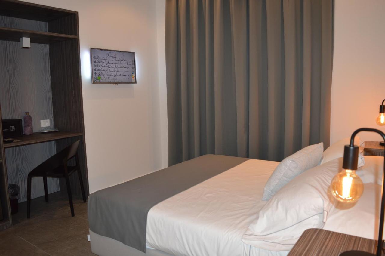 Bed And Breakfast Villa Tota Catanzaro Bagian luar foto